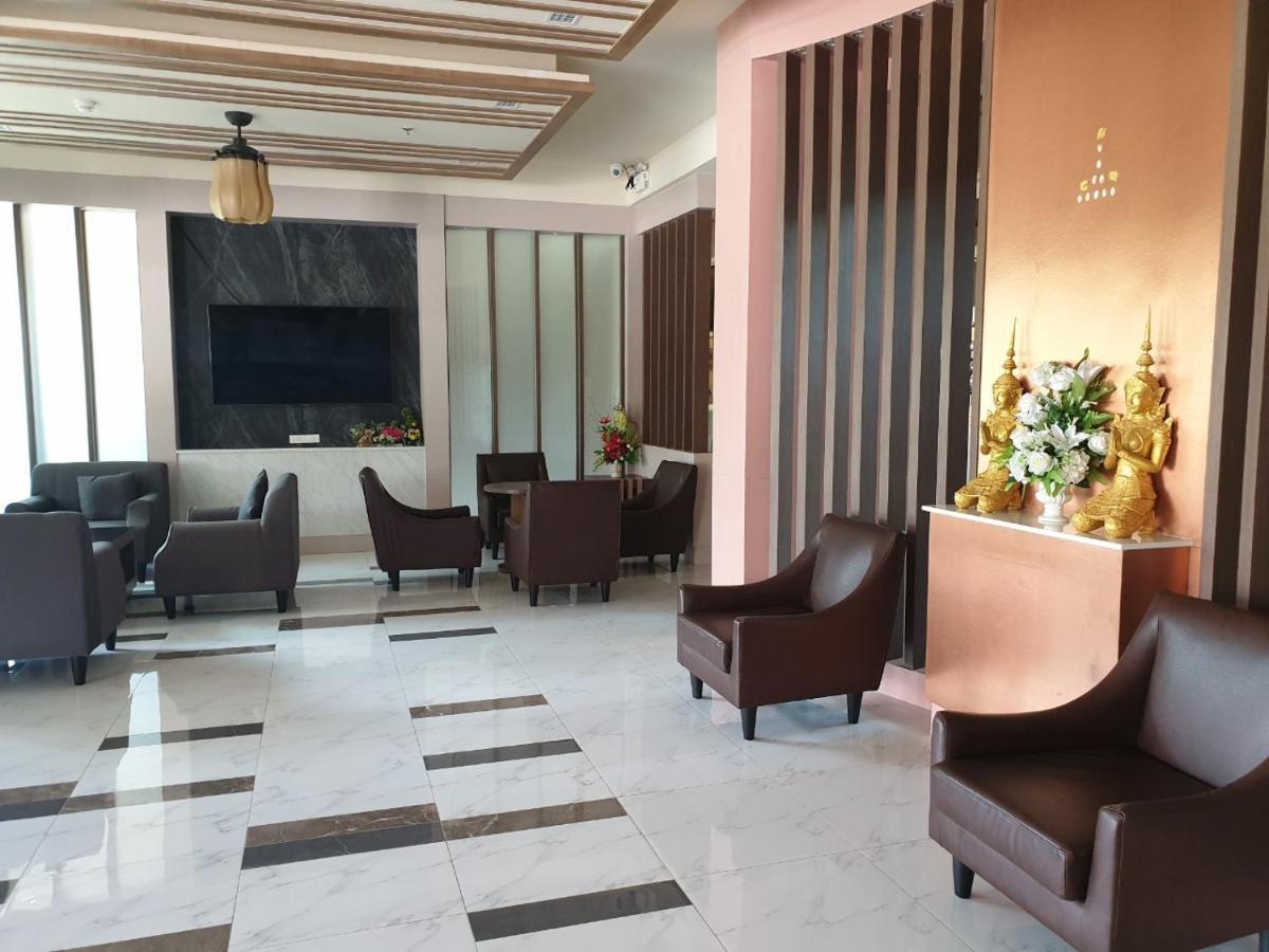 Swan Lake Hotel 사타힙 외부 사진